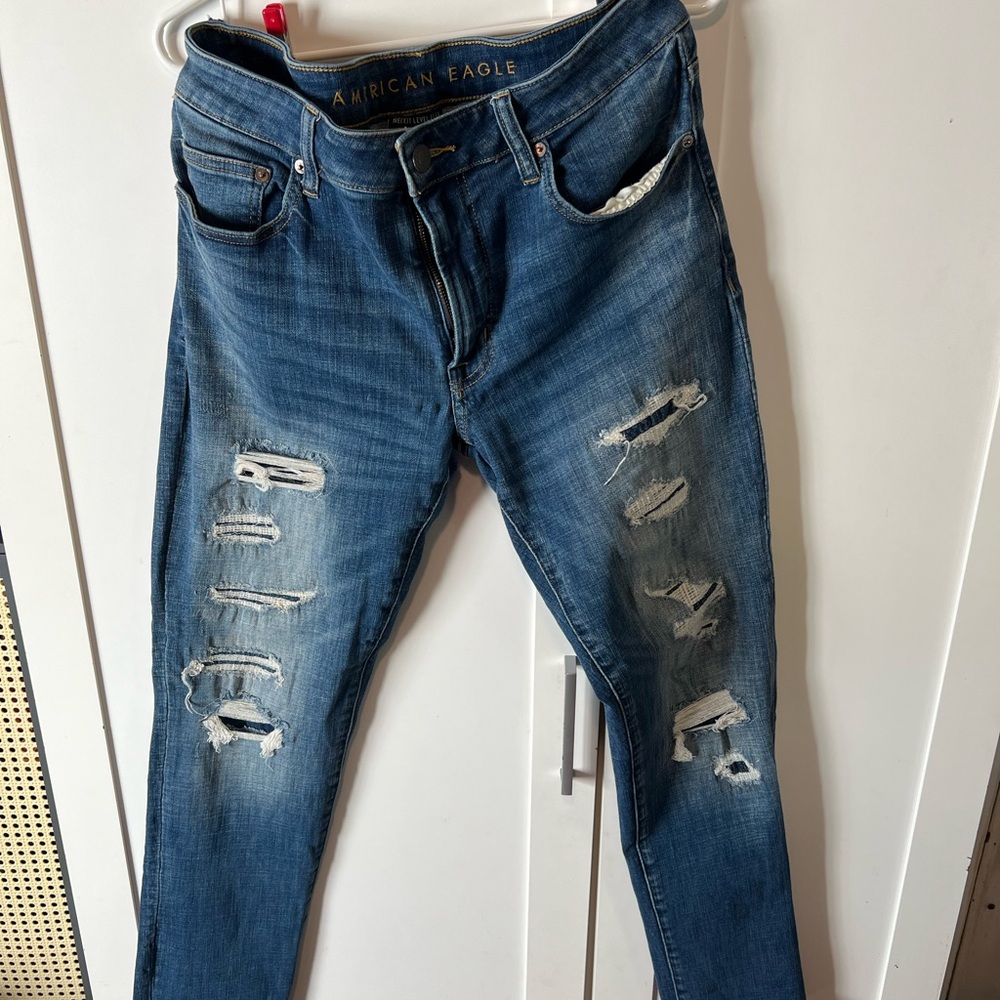 American Eagle Outfitters Flex Men's Ripped Blue Slim Jeans. Size 33/34